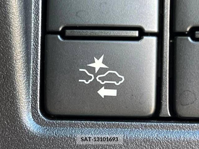 Toyota NOAH 2020-04 365141-2