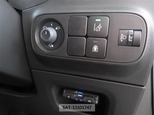 Citroen C3 2019-02 335953-14