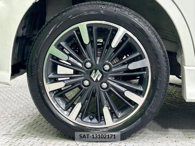 Suzuki SPACIA 2018-03 285726-13