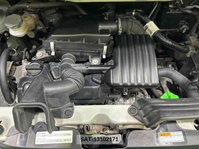 Suzuki SPACIA 2018-03 285726-18