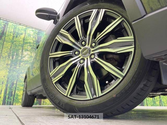Toyota C-HR 2017-07 357758-13