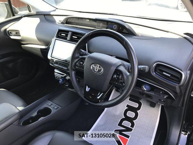 Toyota PRIUS 2019-07 281956-11