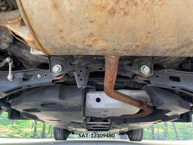 Toyota C-HR 2017-10 265468-19