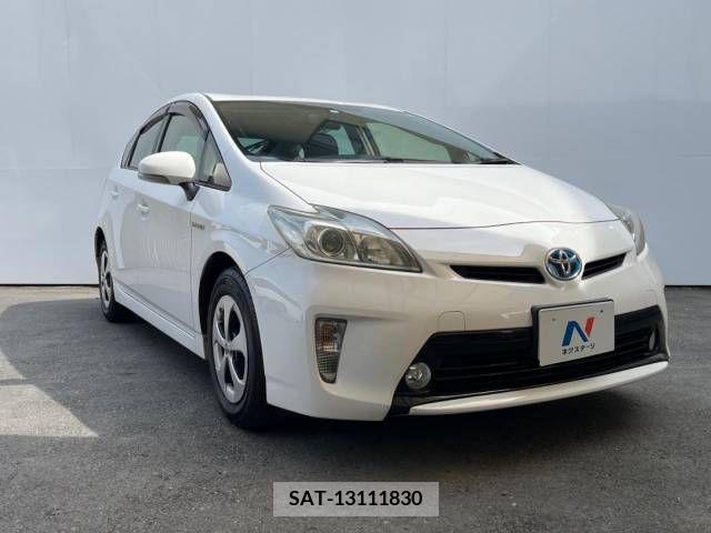 Toyota PRIUS 2013-04 282304-15