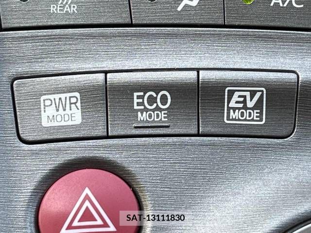 Toyota PRIUS 2013-04 282304-7