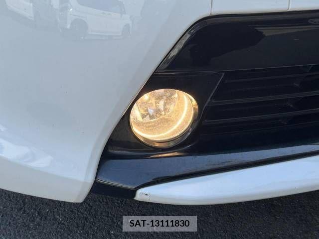 Toyota PRIUS 2013-04 282304-19