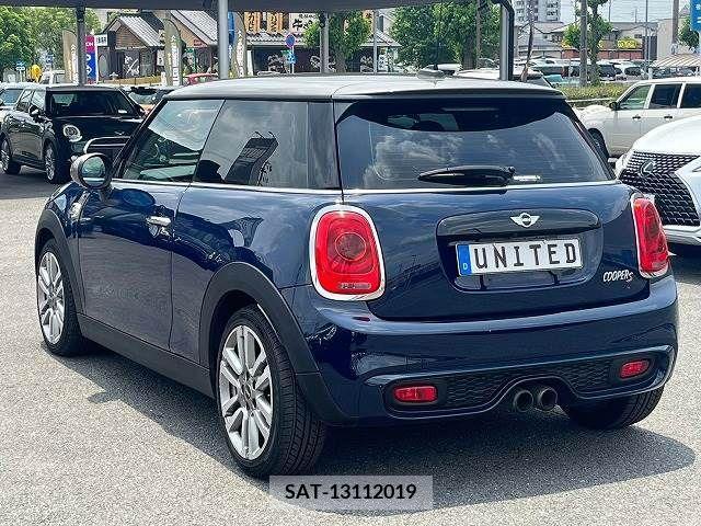 Bmw MINI 2017-10 226614-14
