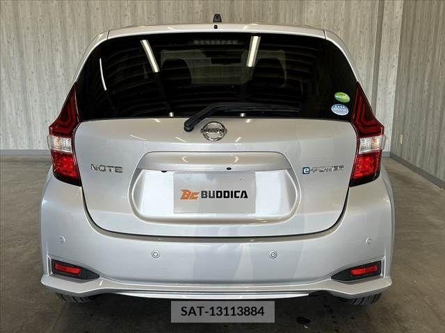 Nissan NOTE 2019-01 305441-13
