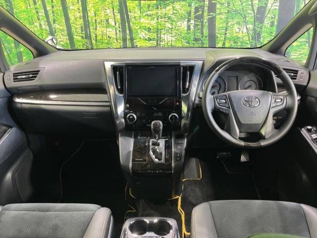 Toyota VELLFIRE 2017-03 21558-1
