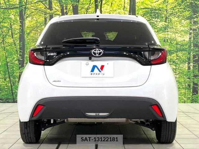 Toyota YARIS 2023-02 371433-15