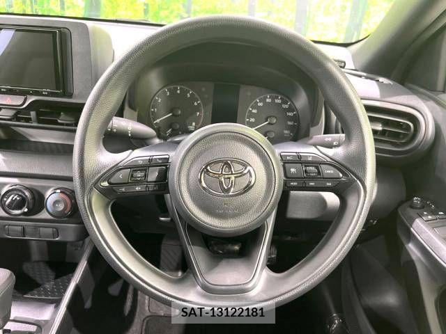 Toyota YARIS 2023-02 371433-11
