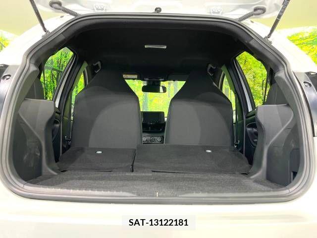 Toyota YARIS 2023-02 371433-10