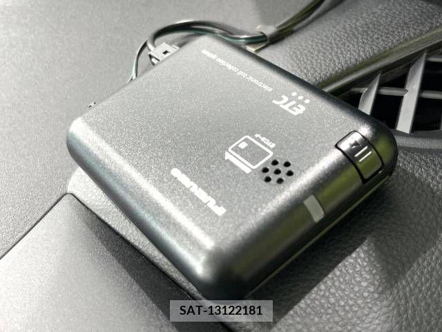 Toyota YARIS 2023-02 371433-7