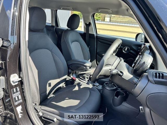 Bmw MINI 2018-10 379165-18
