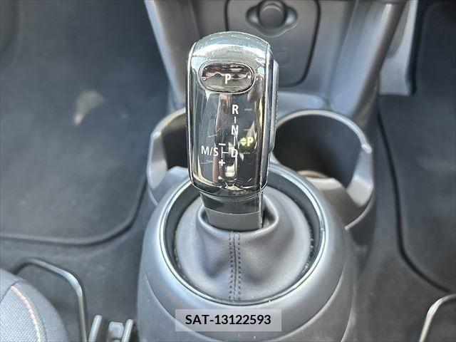 Bmw MINI 2018-10 379165-28