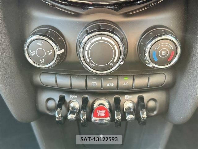 Bmw MINI 2018-10 379165-27