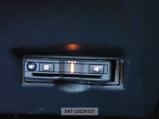 Toyota PRIUS 2020-11 322468-8