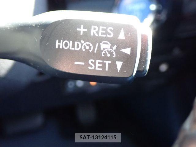 Toyota PRIUS 2020-11 322468-6