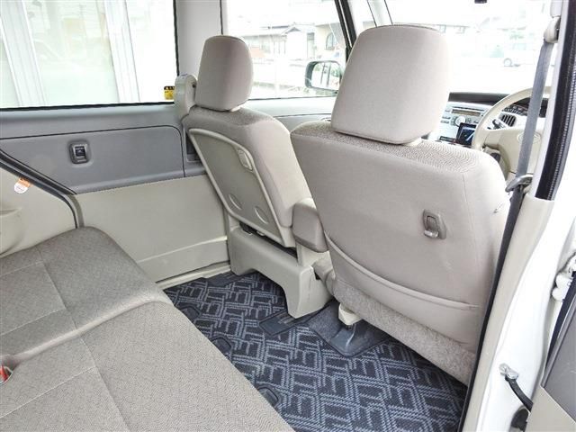 Daihatsu TANTO 2011-02 184123-15
