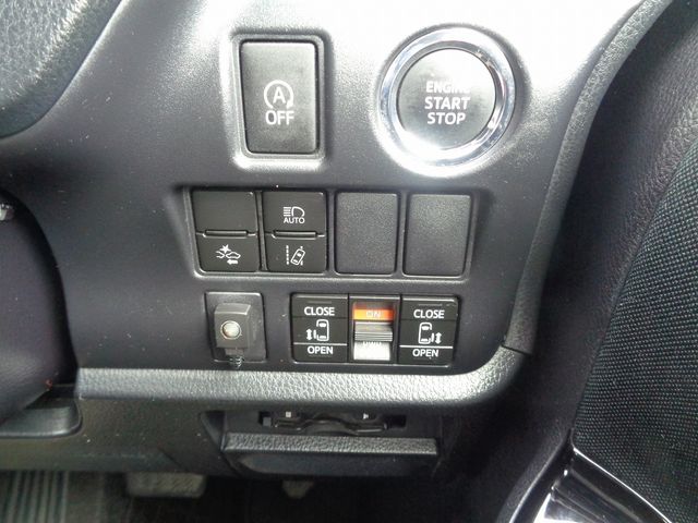 Toyota VOXY 2018-06 21818-15