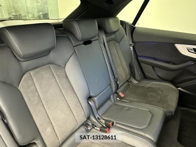Audi Q8 2019-10 356618-14