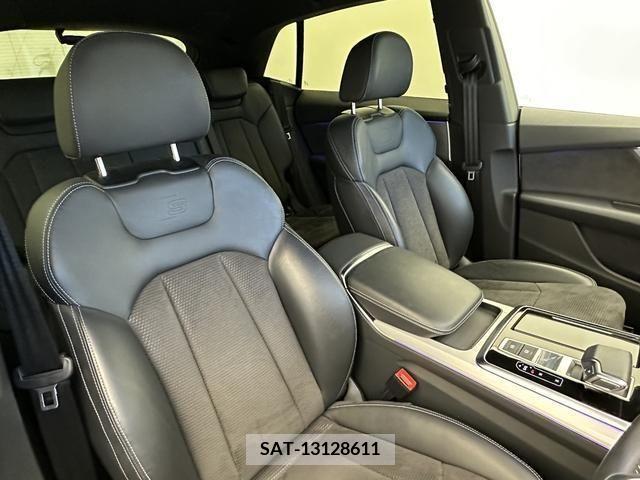 Audi Q8 2019-10 356618-13