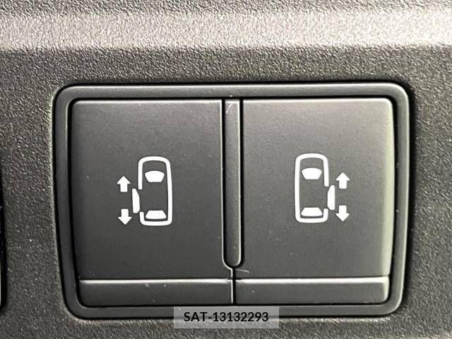 Nissan SERENA 2019-03 284123-4