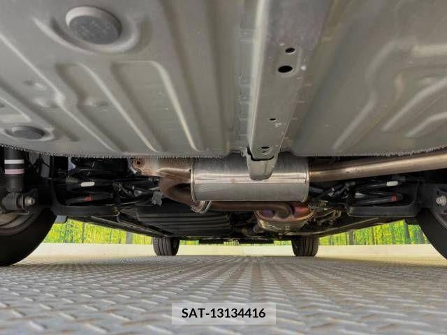 Toyota VOXY 2020-09 341890-19