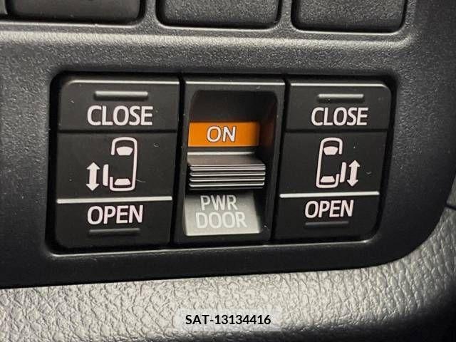 Toyota VOXY 2020-09 341890-6