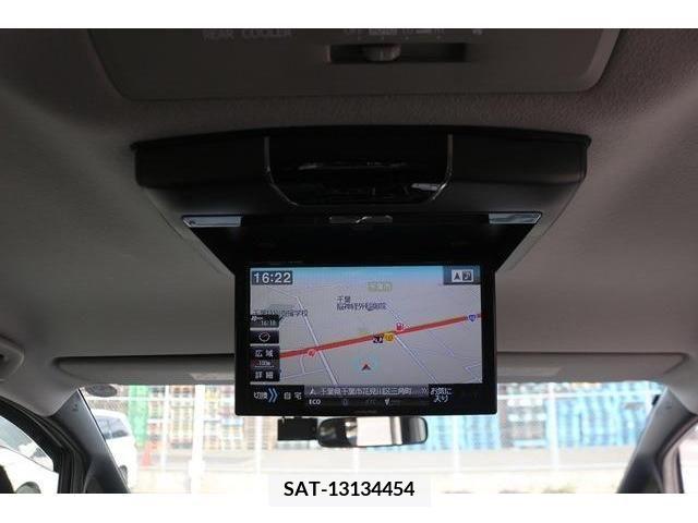 Toyota VOXY 2014-10 231078-4