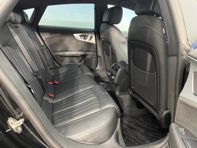 Audi A7 2017-06 194303-10