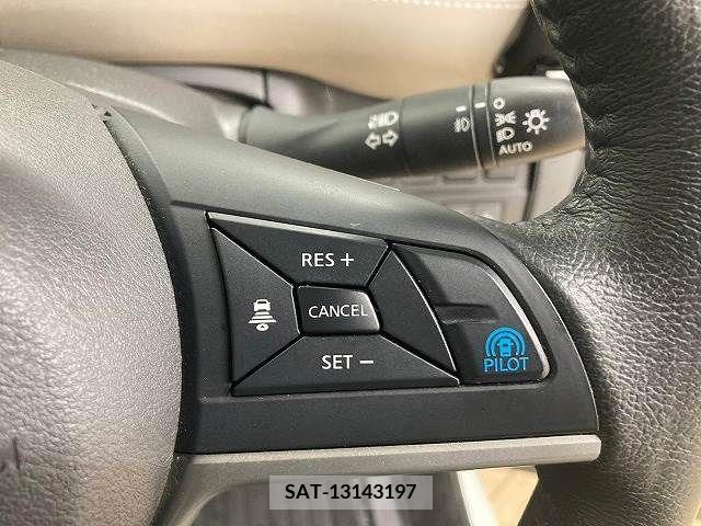 Nissan SERENA 2018-09 284149-5