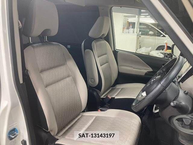 Nissan SERENA 2018-09 284149-7