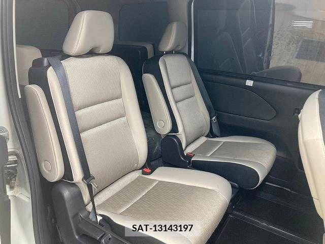 Nissan SERENA 2018-09 284149-8