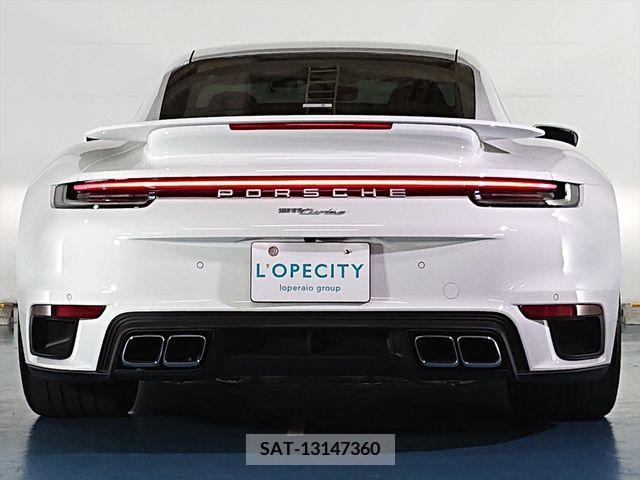 Porsche 911 2022-04 366197-28
