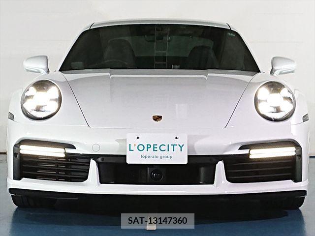 Porsche 911 2022-04 366197-26