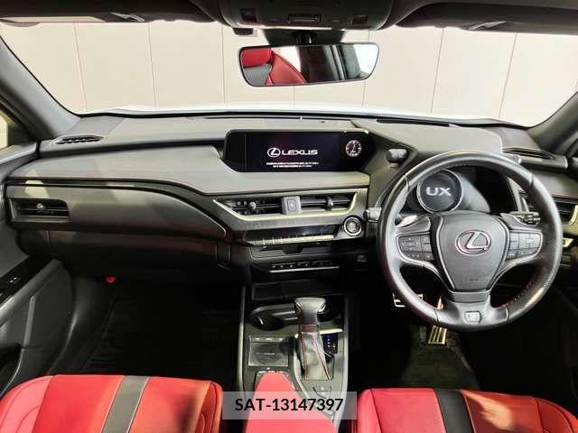 Lexus UX 2020-06 275878-1