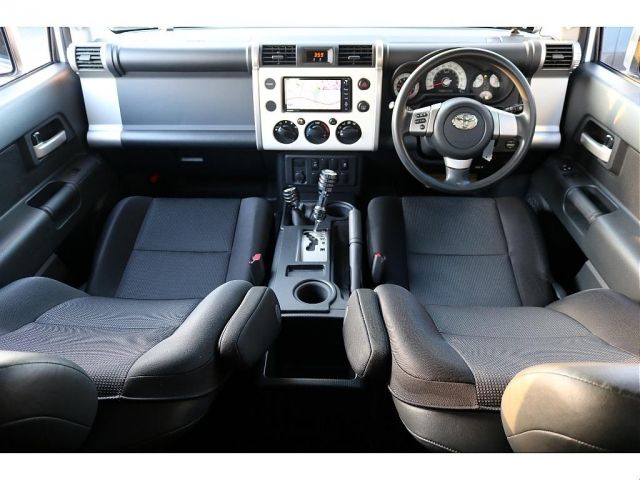 Toyota FJ CRUISER 2013-10 191891-11