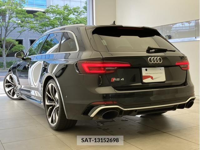 Audi RS4 2019-06 343308-5