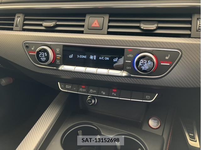 Audi RS4 2019-06 343308-11