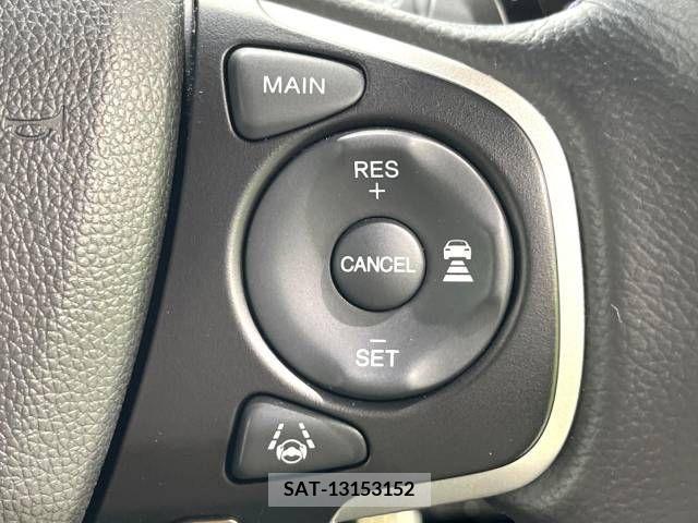 Honda e 2021-07 380419-6
