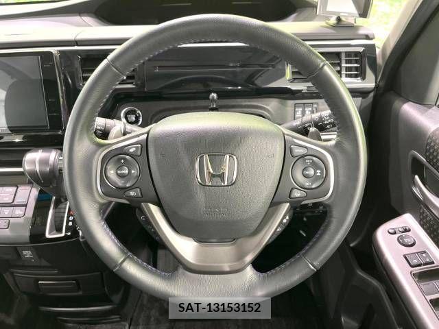 Honda e 2021-07 380419-11