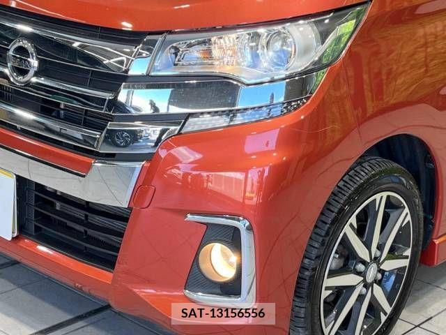 Nissan DAYZ 2015-10 390357-12