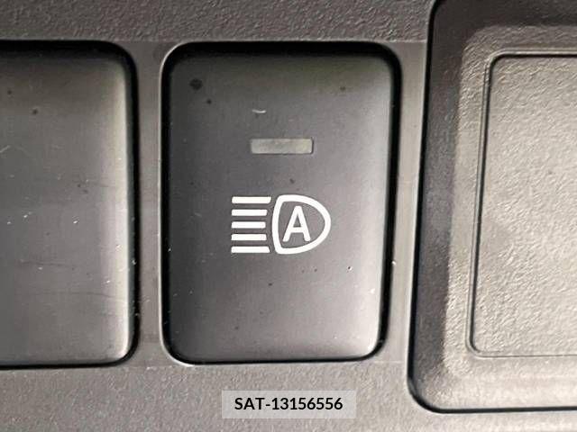 Nissan DAYZ 2015-10 390357-7