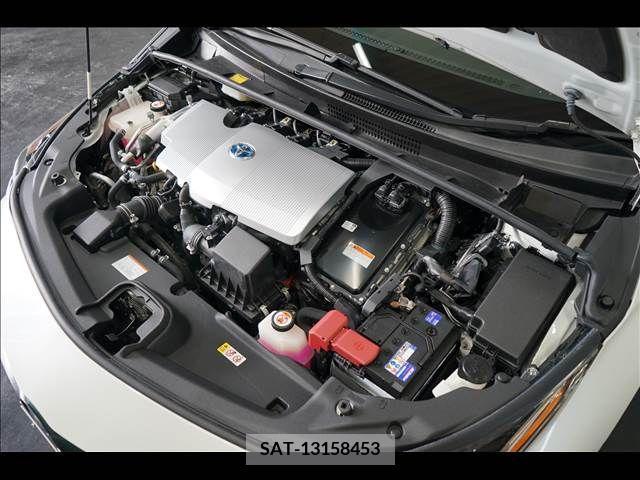 Toyota PRIUS PHV 2017-07 322602-19