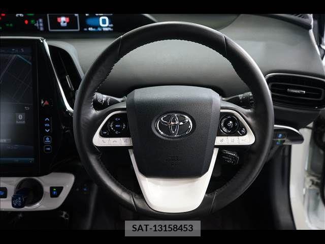 Toyota PRIUS PHV 2017-07 322602-9