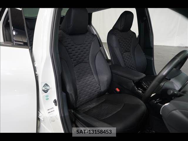 Toyota PRIUS PHV 2017-07 322602-16