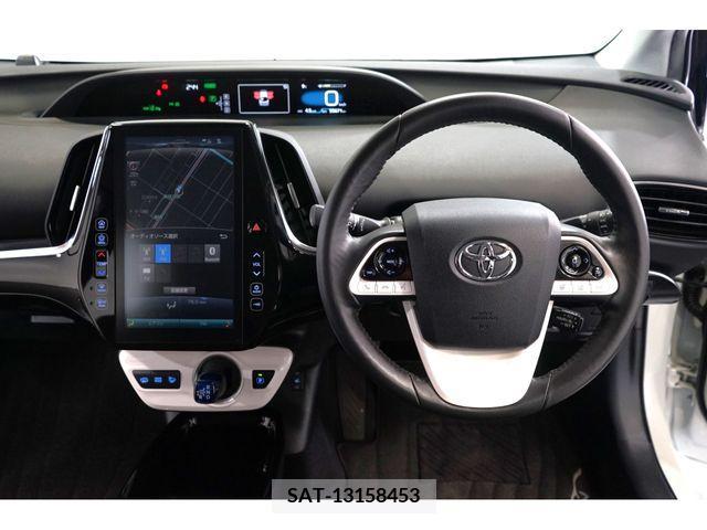 Toyota PRIUS PHV 2017-07 322602-22