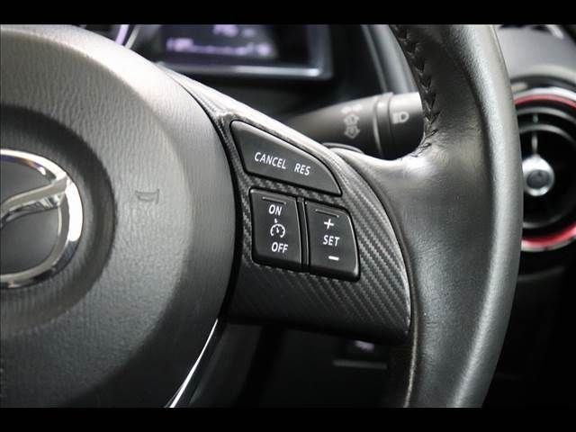 Mazda CX-3 2015-04 6411-7