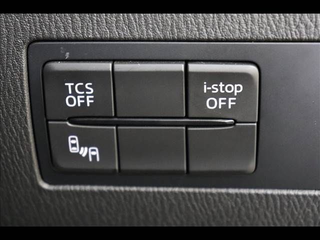 Mazda CX-3 2015-04 6411-6